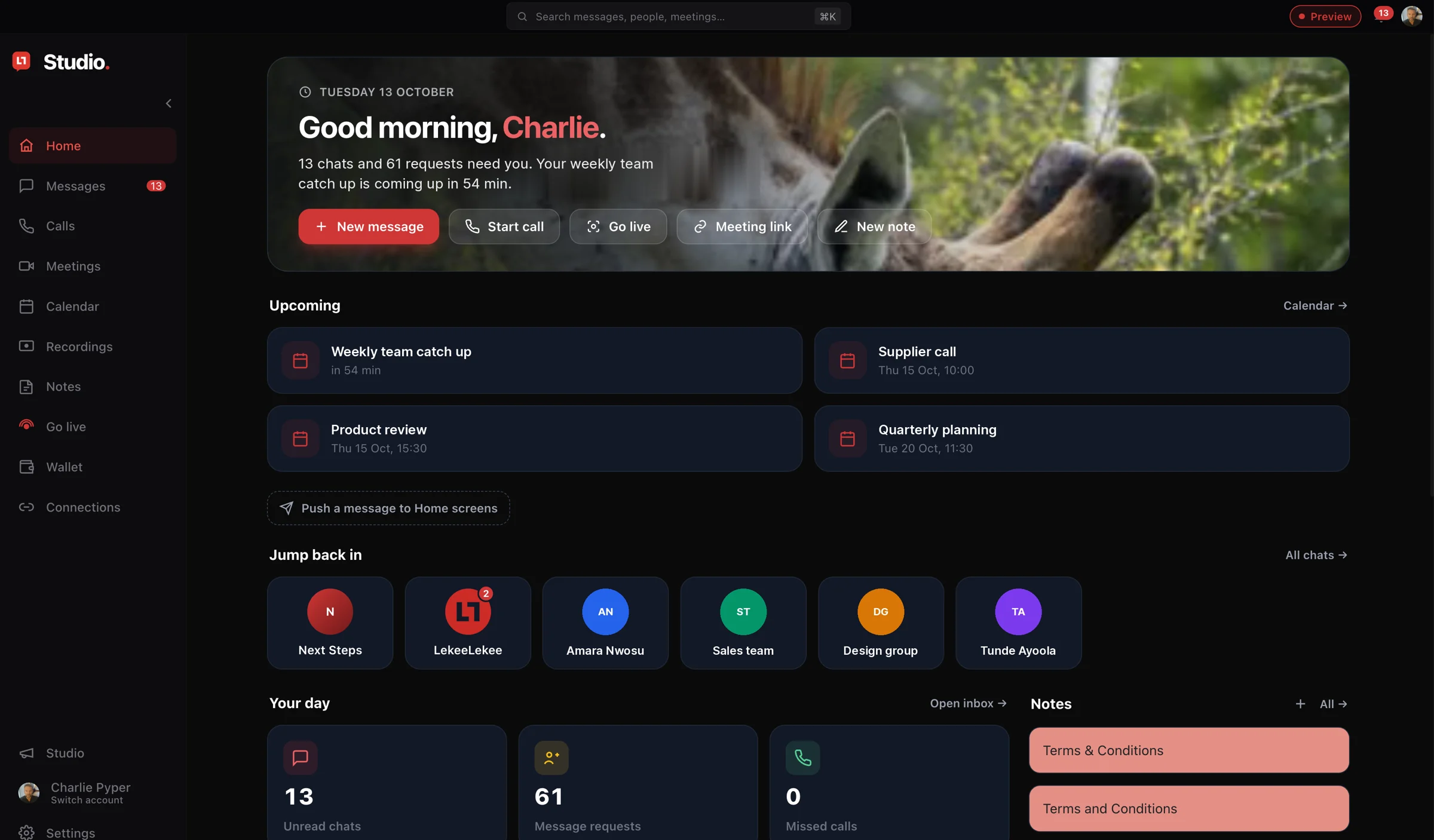 The home screen of the LekeeLekee desktop app: a greeting with buttons for a new message, a call, going live, a meeting link and a note; upcoming meetings; recent chats; and counts of unread chats, message requests and missed calls.